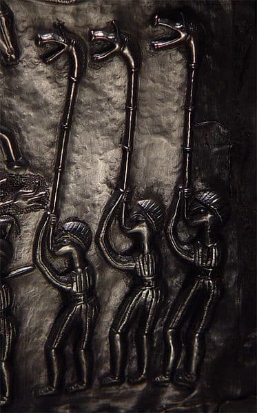 373px-Figures with horns on the Gundestrup Cauldron