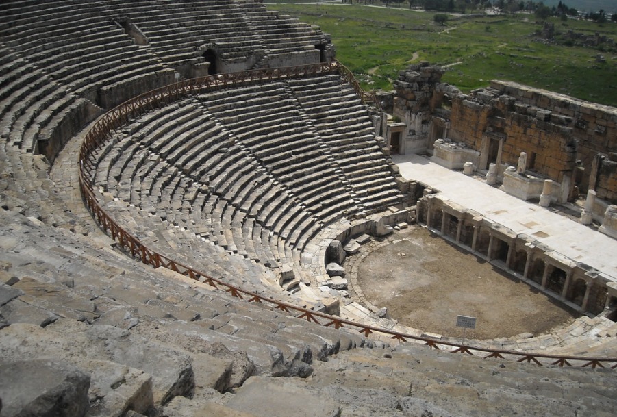 amfiteatr-greece