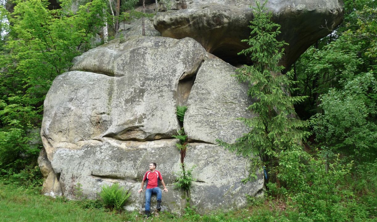 Терношорська Лада - скельне святилище в Карпатах
