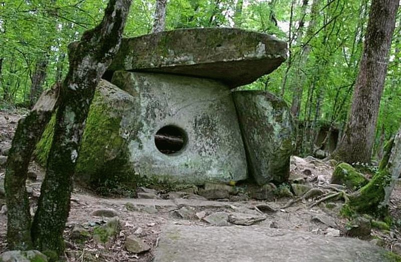 dolmeny-kryma-03