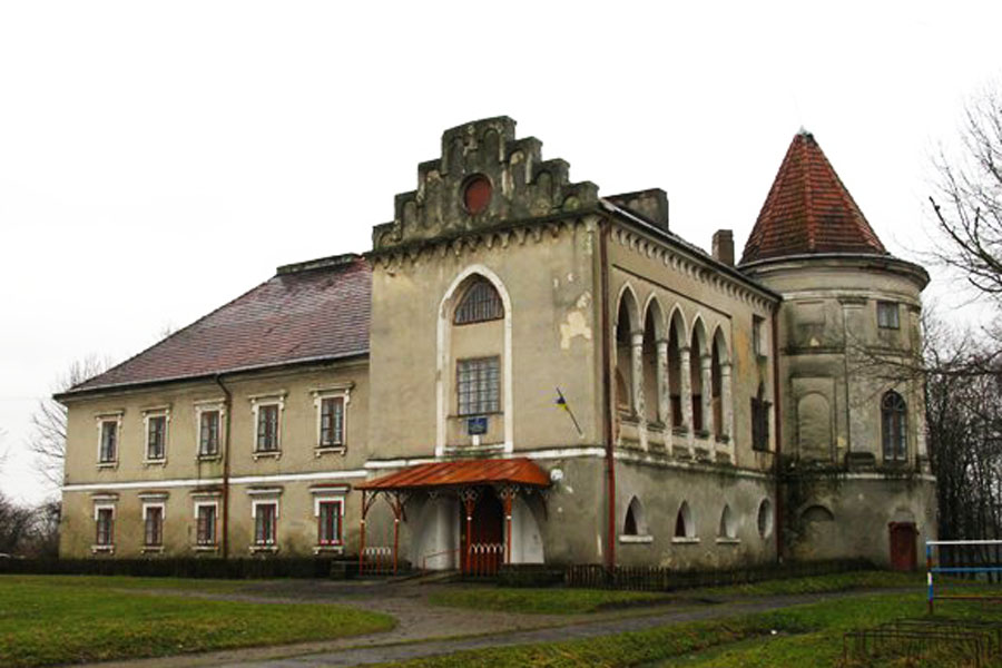 palac-mostyska
