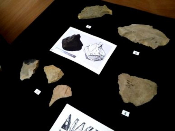 pic K O Korolevo archeological site artefacts