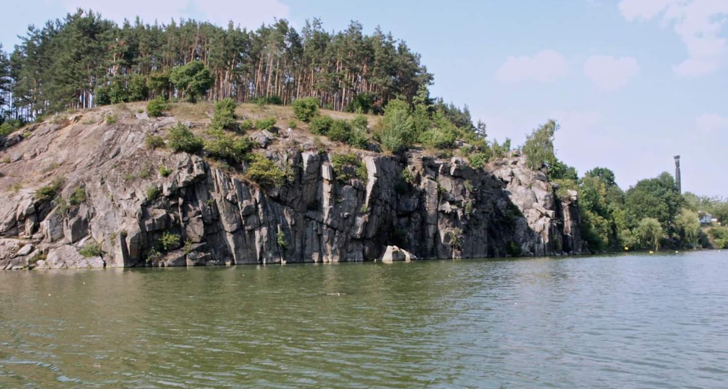 Вигляд на скалу Чацького