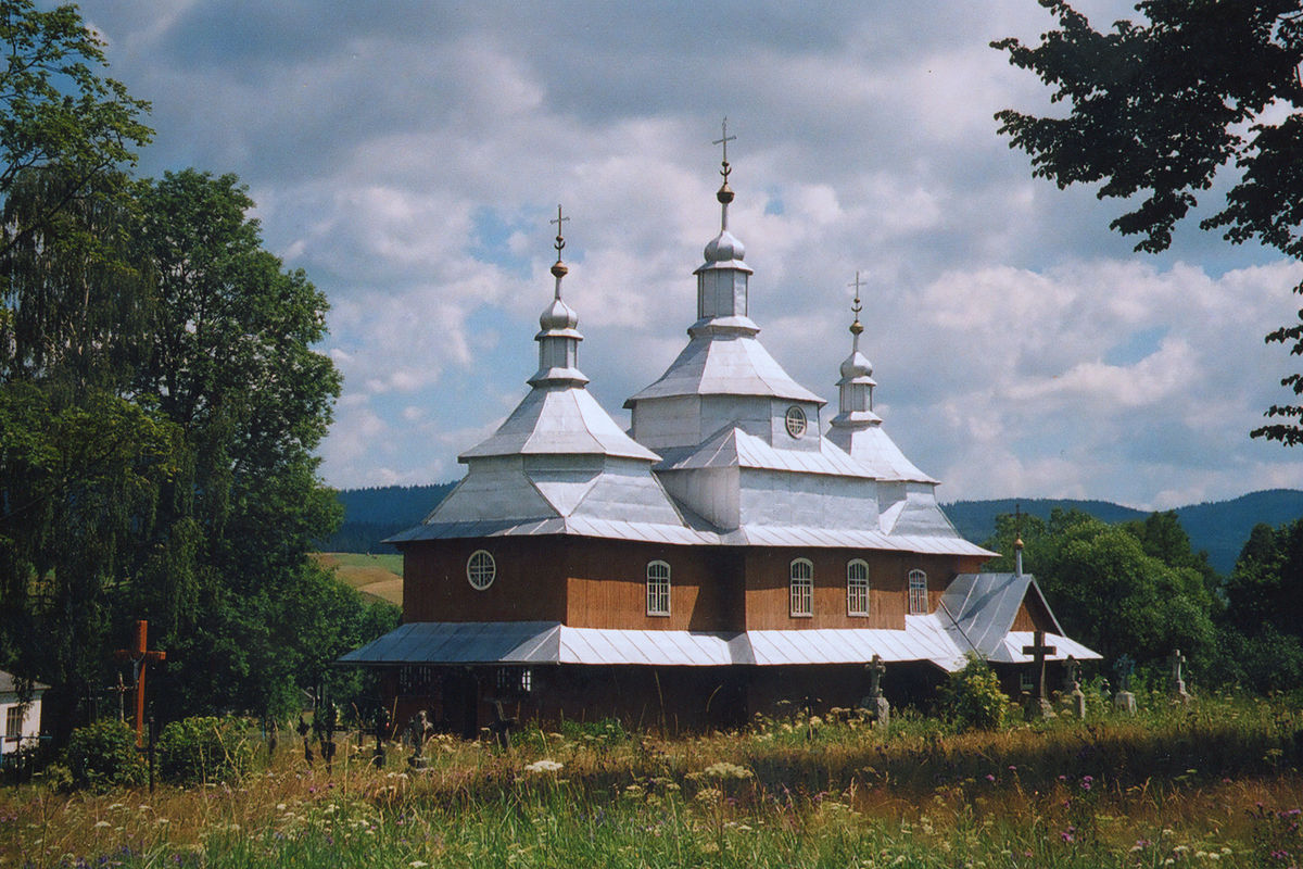 derevjana-cerkwa-u-smoge