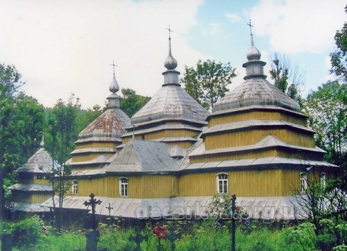 derevjana-cerkwa-volosianka