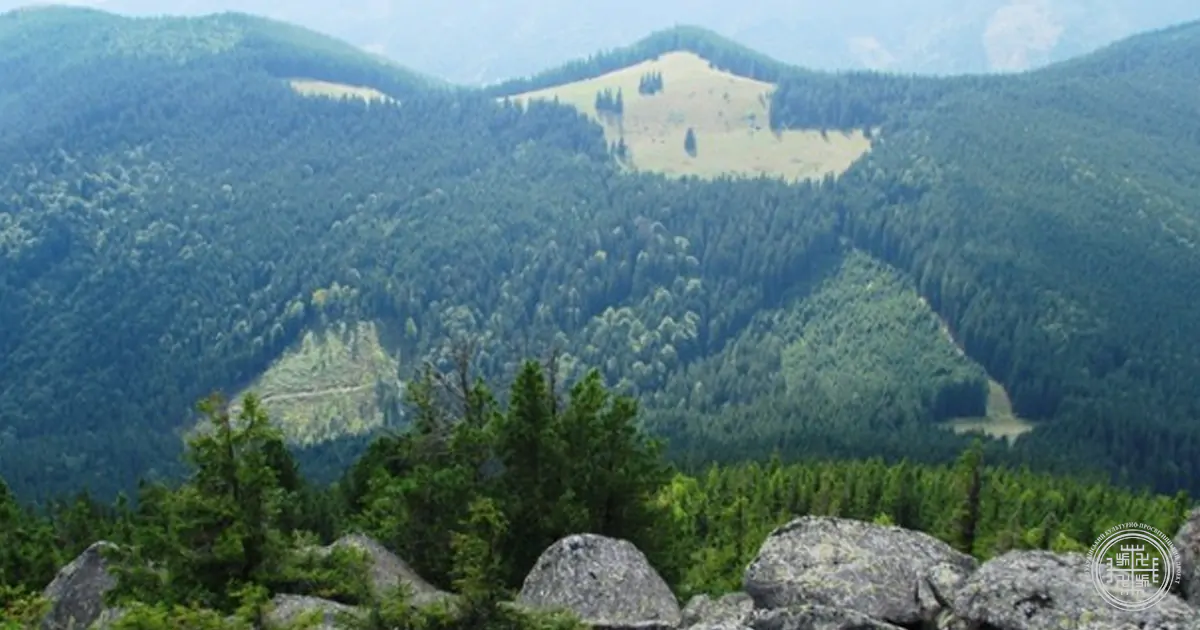 Грегіт - сакральна вершина Покуто-Буковинських Карпат