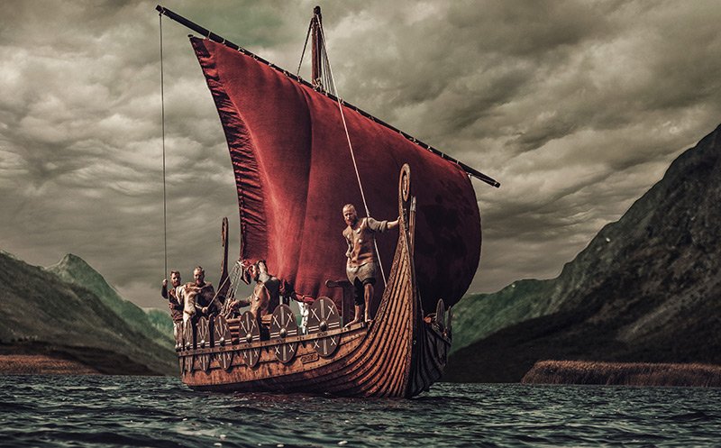 viking-ship-approaching-shore