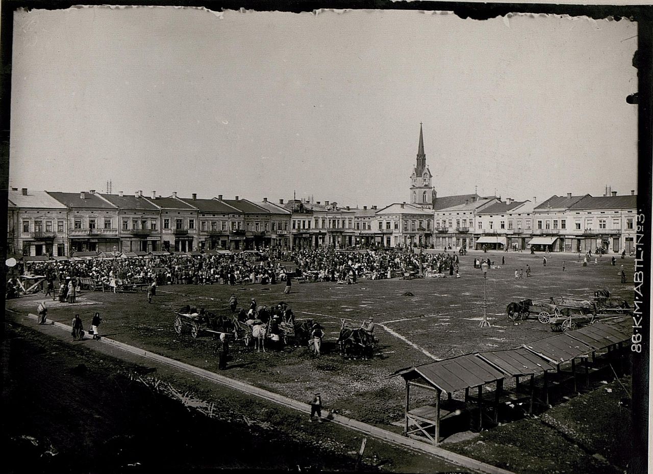 Ringplatz in Stryj. BildID 15734900