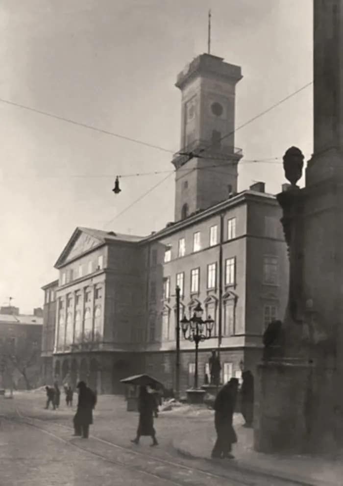 Lviv-194104