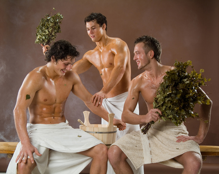 Мужчины в бане