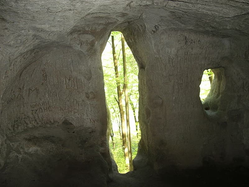 Печера Рожаниці
